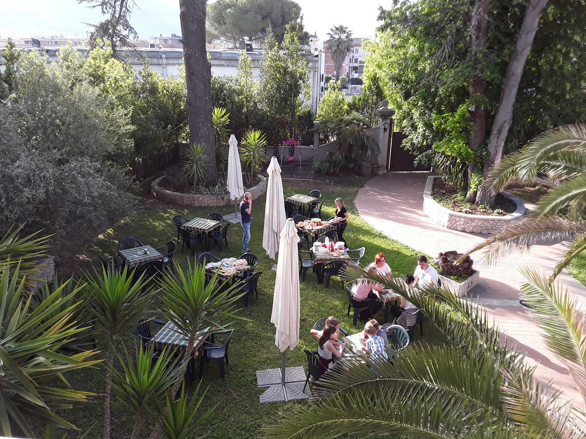Villa Kappa Tivoli Buitenkant foto